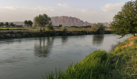 رودخانه زاینده‌رود دیزیچه
